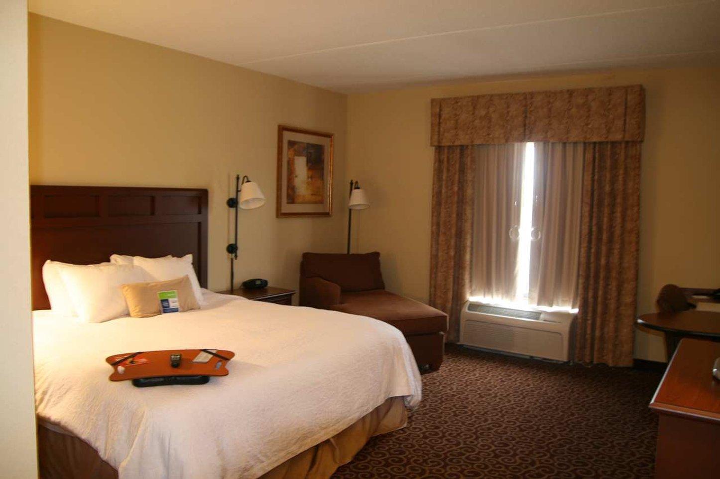 Hampton Inn & Suites Madisonville Buitenkant foto