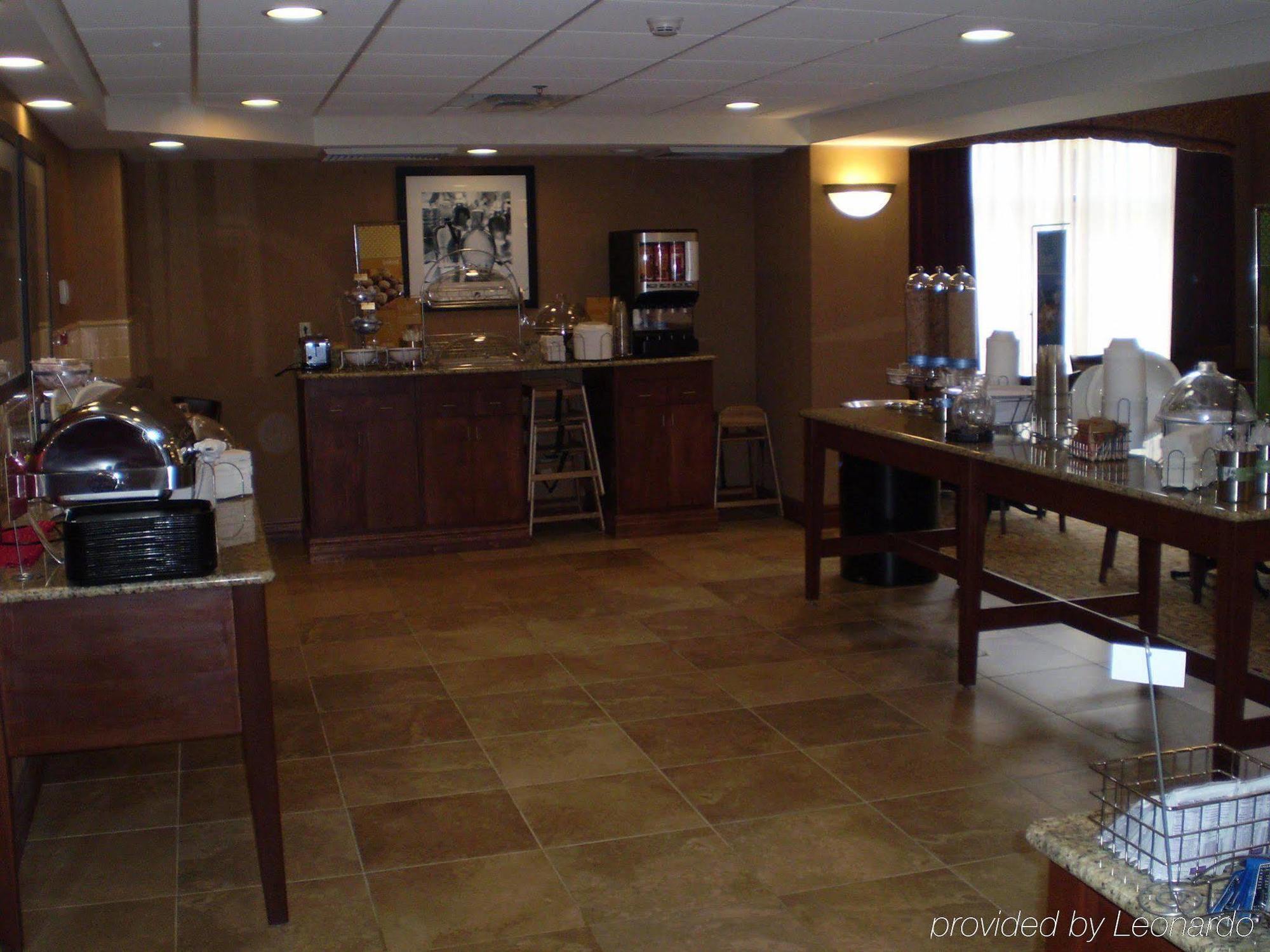 Hampton Inn & Suites Madisonville Buitenkant foto